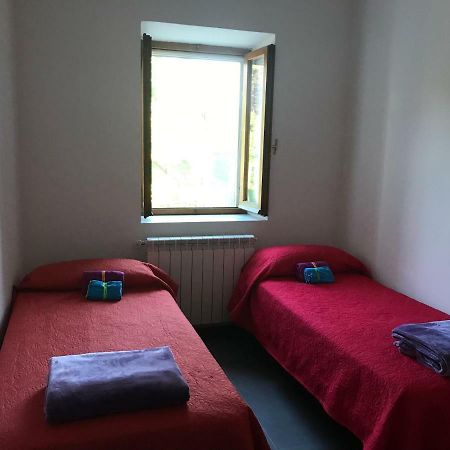 Alloggio Ideale Per 5 Terre E Per Via Francigena Apartment Sarzana Luaran gambar